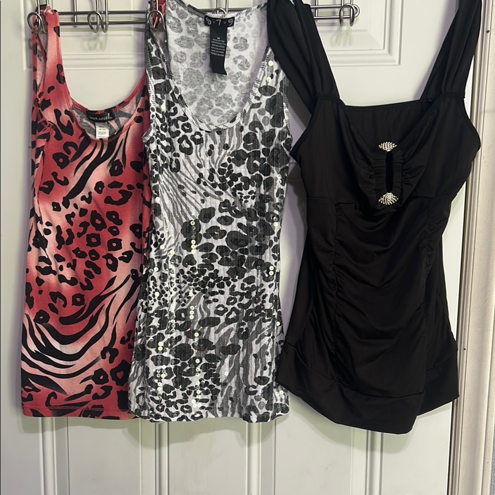 Bundle of 4. Tank tops